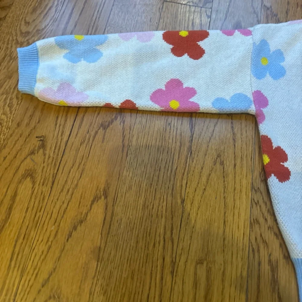 Old Navy Floral Kids Sweater - Blue, Red, Pink, Yellow Girls Size 6